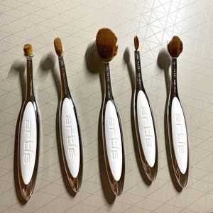 Brand new artis elite-5 makeup brush set of 5